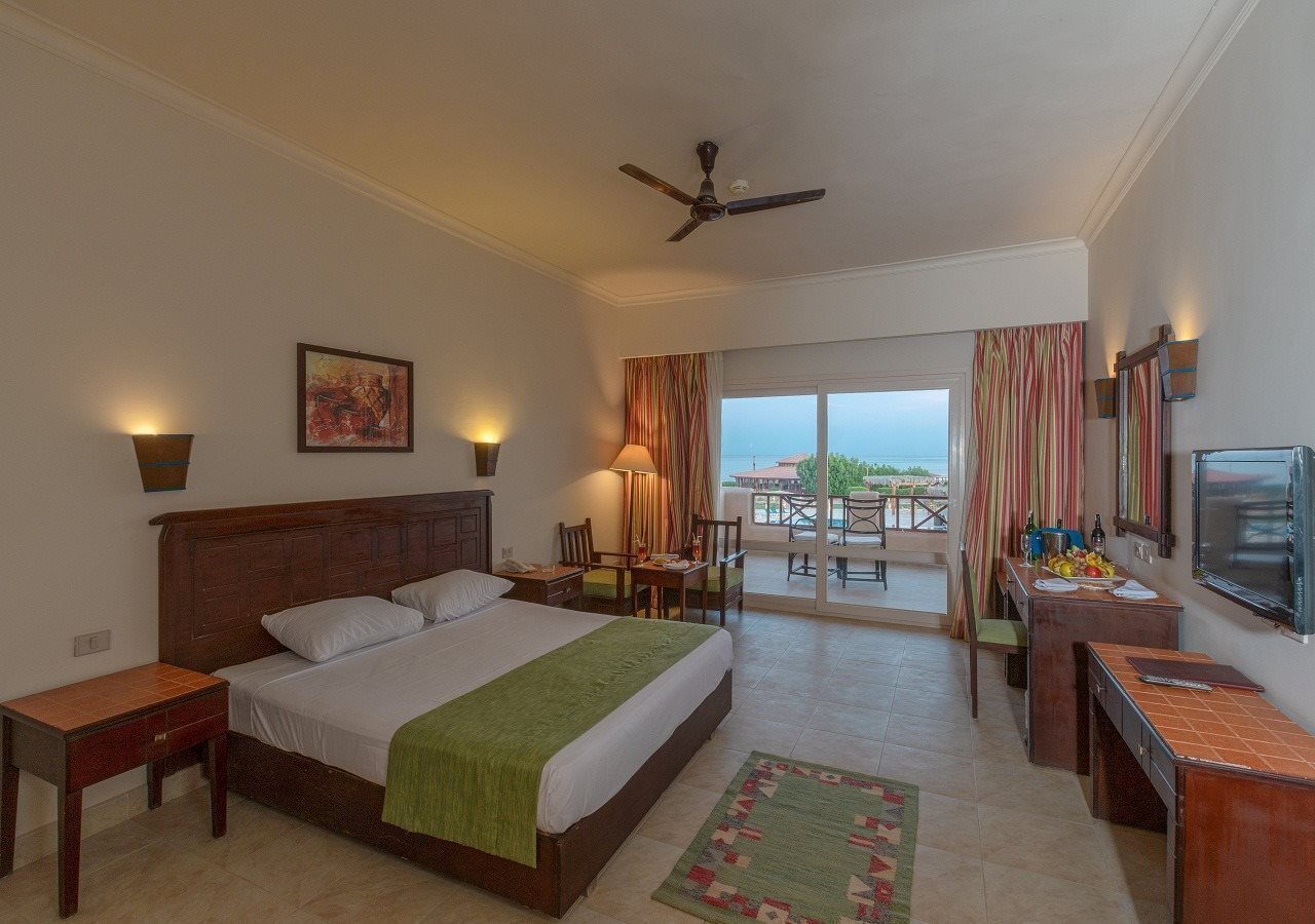 Imaginea Laguna Beach Nakary Resort (Ex.Deep Blue Inn) (ex. Laguna Beach Resort Marsa Alam) 4*